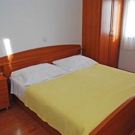 Apartments Mirko Seget Vranjica Bagian luar foto