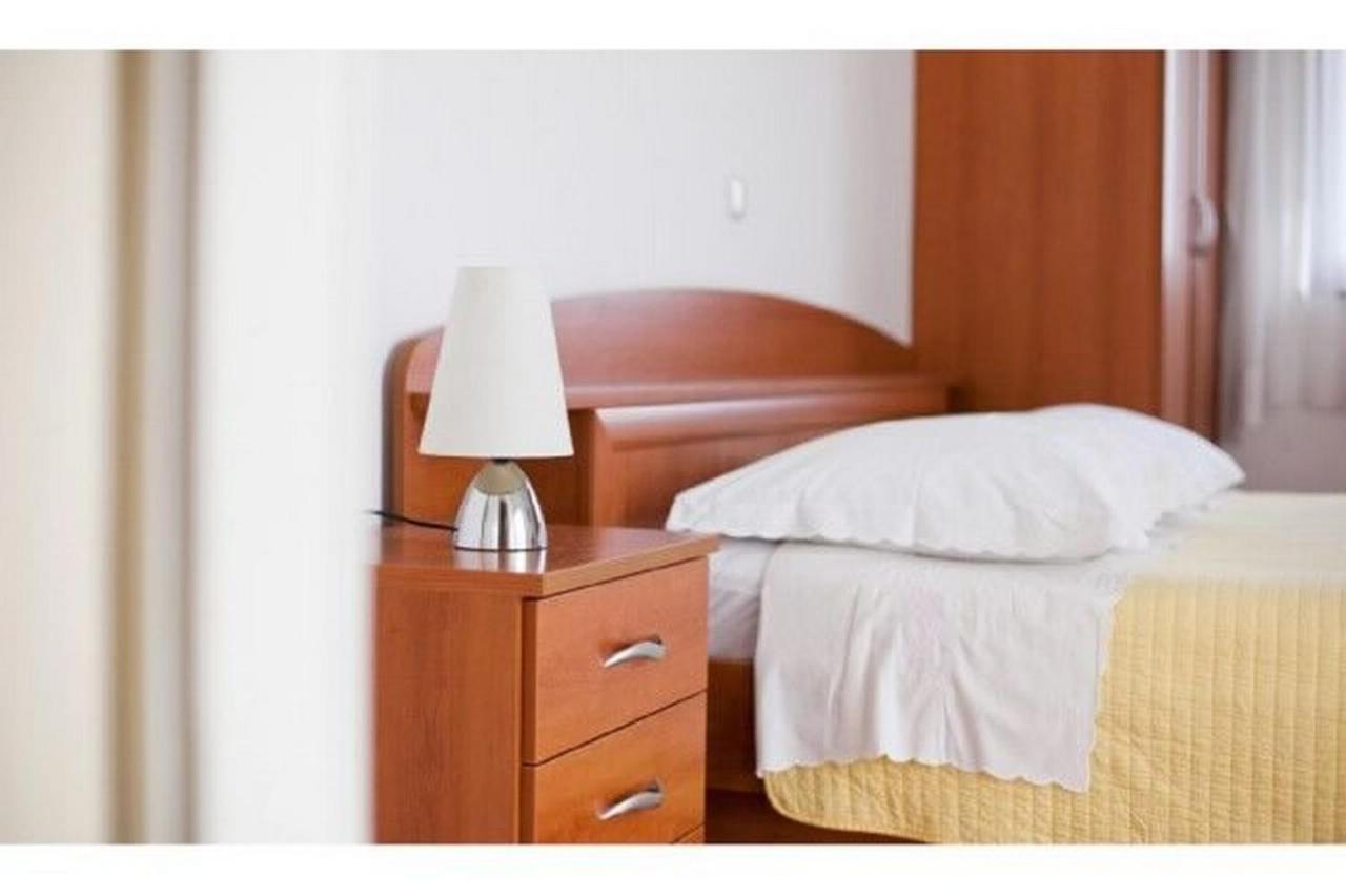 Apartments Mirko Seget Vranjica Bagian luar foto