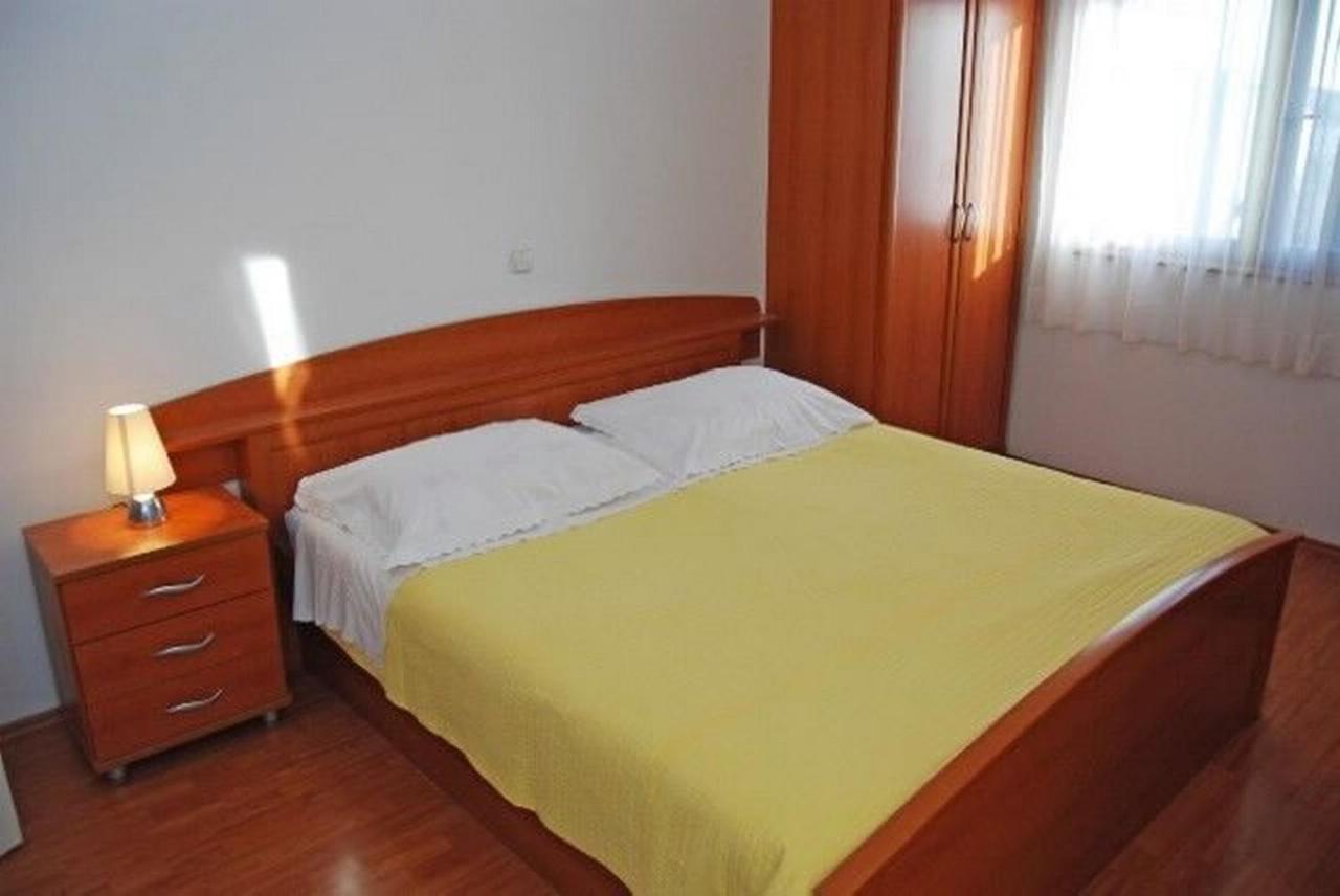 Apartments Mirko Seget Vranjica Bagian luar foto