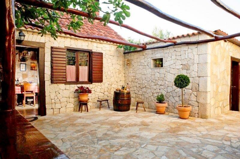 Apartments Mirko Seget Vranjica Bagian luar foto